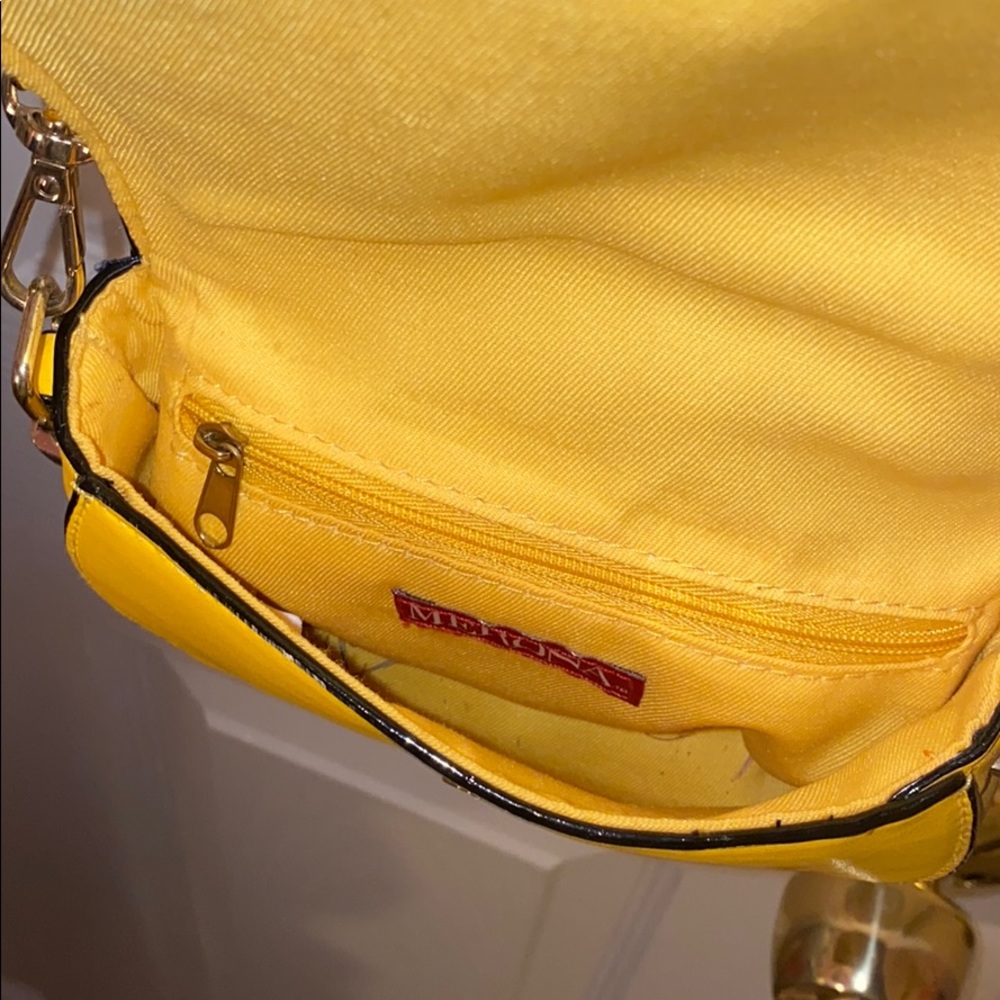 Purse - Picture 4 of 4